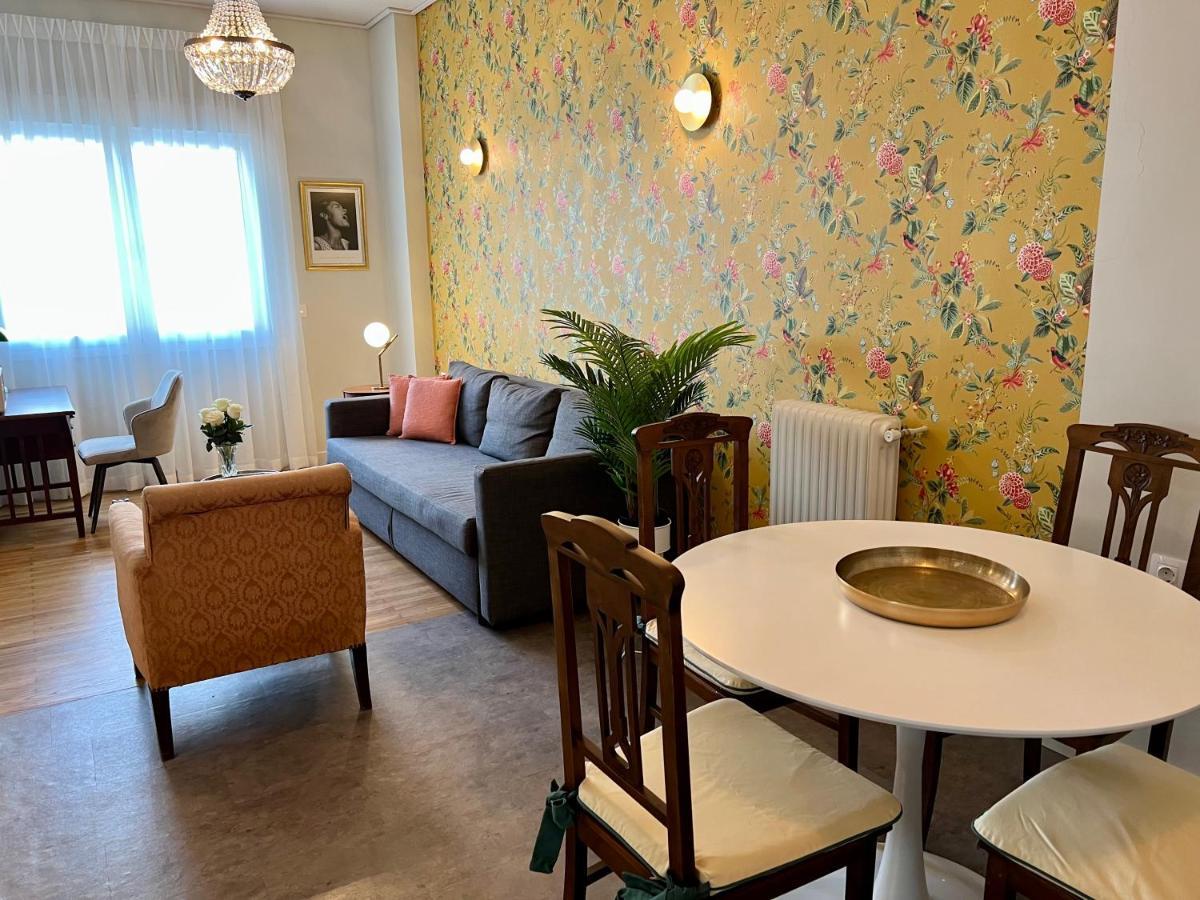 Mrs Holiday Apartment Atene Esterno foto