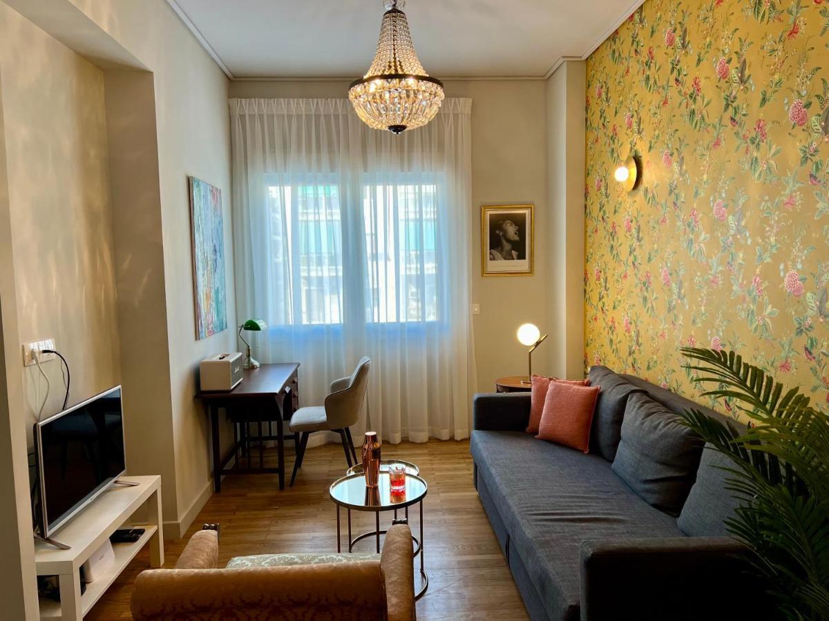 Mrs Holiday Apartment Atene Esterno foto
