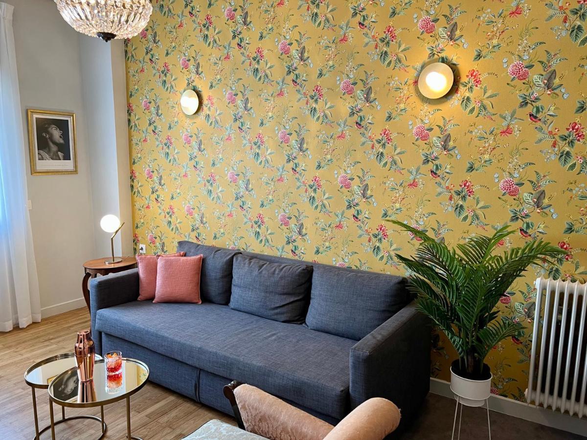 Mrs Holiday Apartment Atene Esterno foto