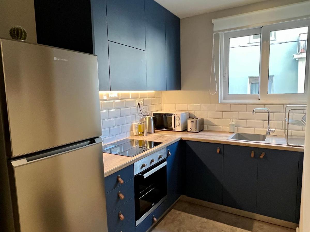 Mrs Holiday Apartment Atene Esterno foto