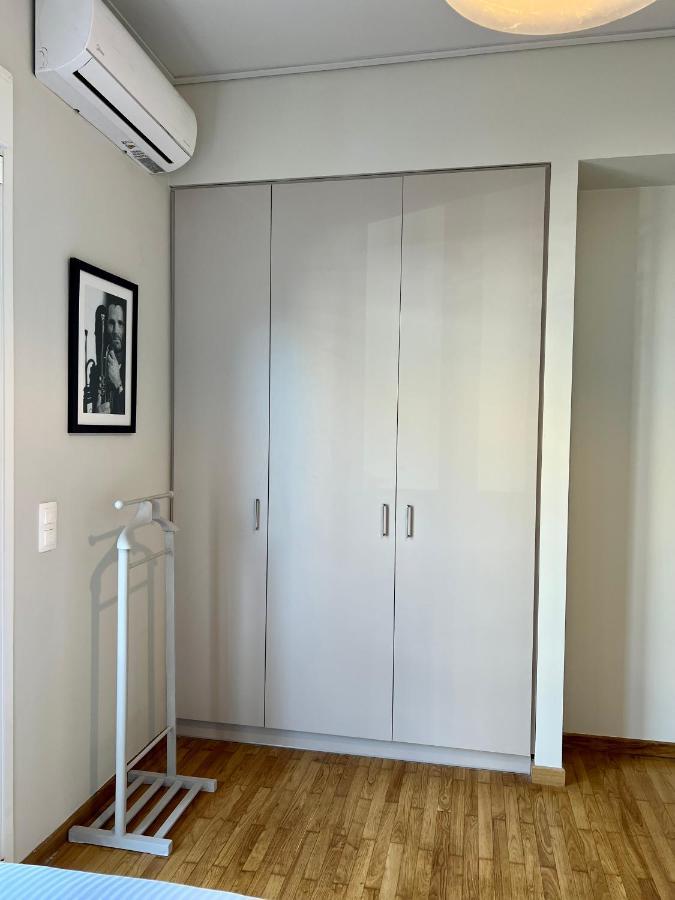 Mrs Holiday Apartment Atene Esterno foto